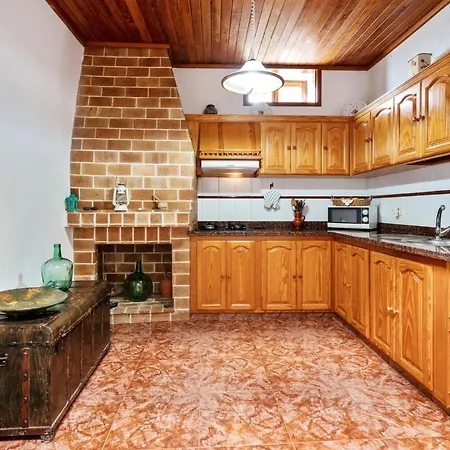 2 Bedrooms House With Sea View Furnished Terrace And Wifi At El Paso Holiday home