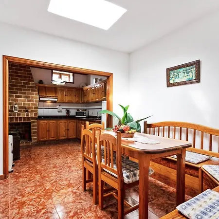 Holiday home 2 Bedrooms House With Sea View Furnished Terrace And Wifi At El Paso