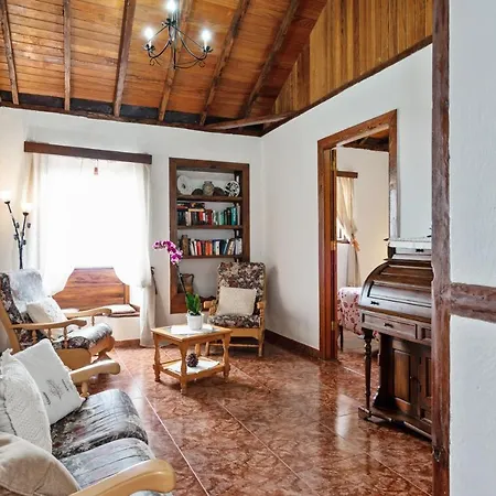 2 Bedrooms House With Sea View Furnished Terrace And Wifi At El Paso Holiday home *